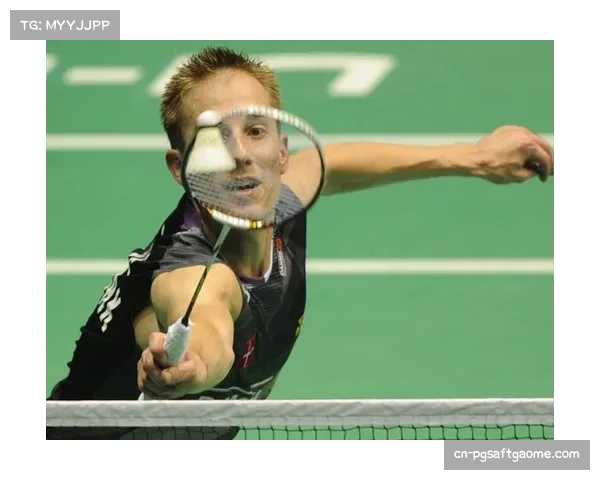 “特写镜头:目睹本方转换失误导致丢球后,场边的克洛普愤怒摔掉战术板”